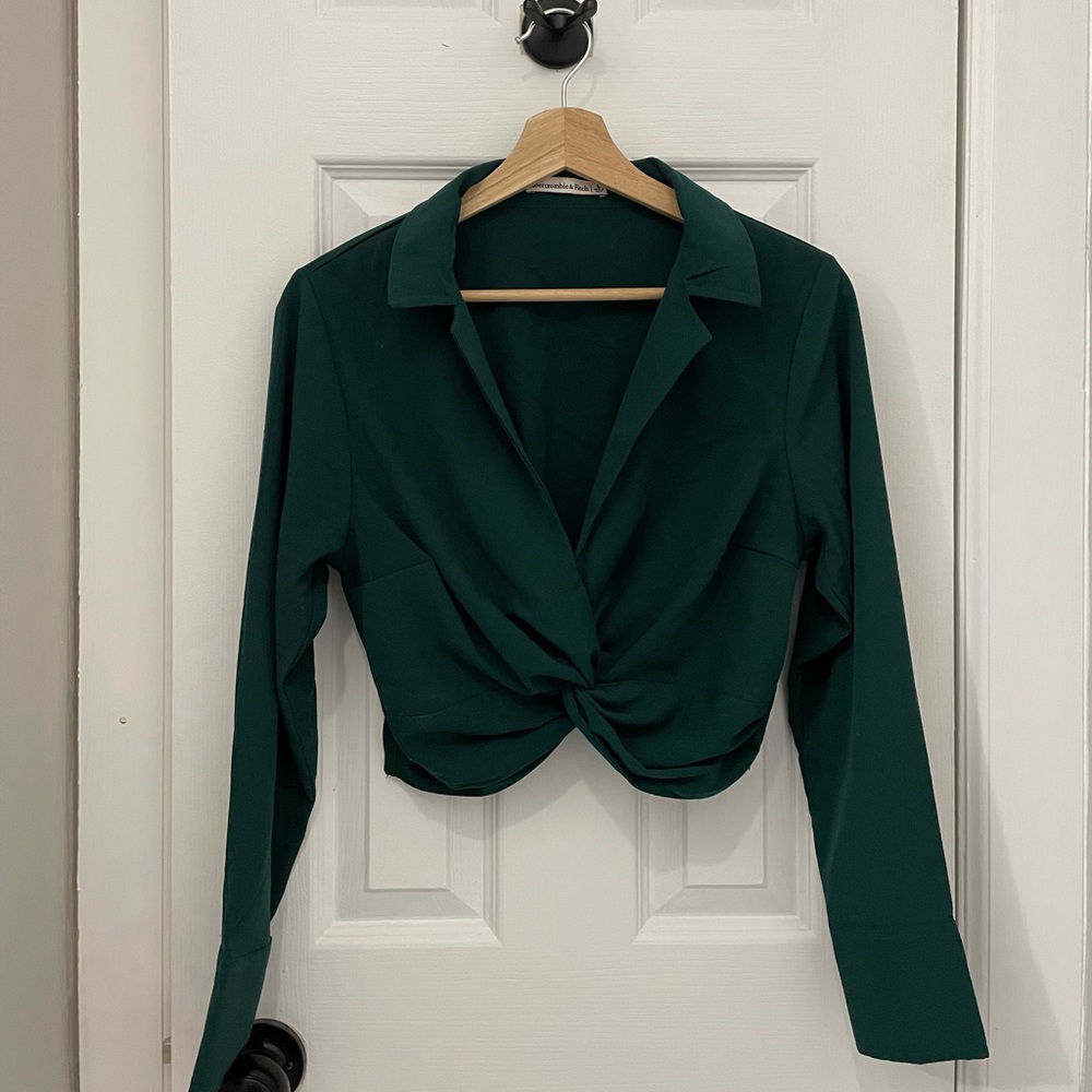 Abercrombie and Fitch Cropped Long-Sleeve Top (Size Small)